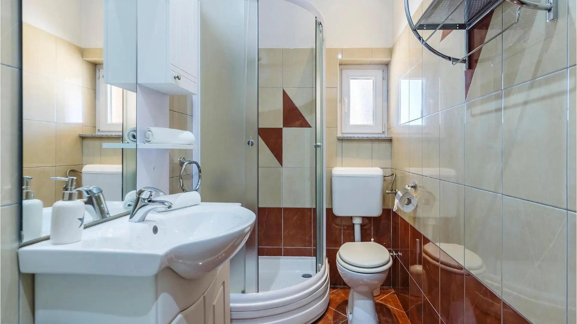 Awesome Apartment In Pula With Wifi